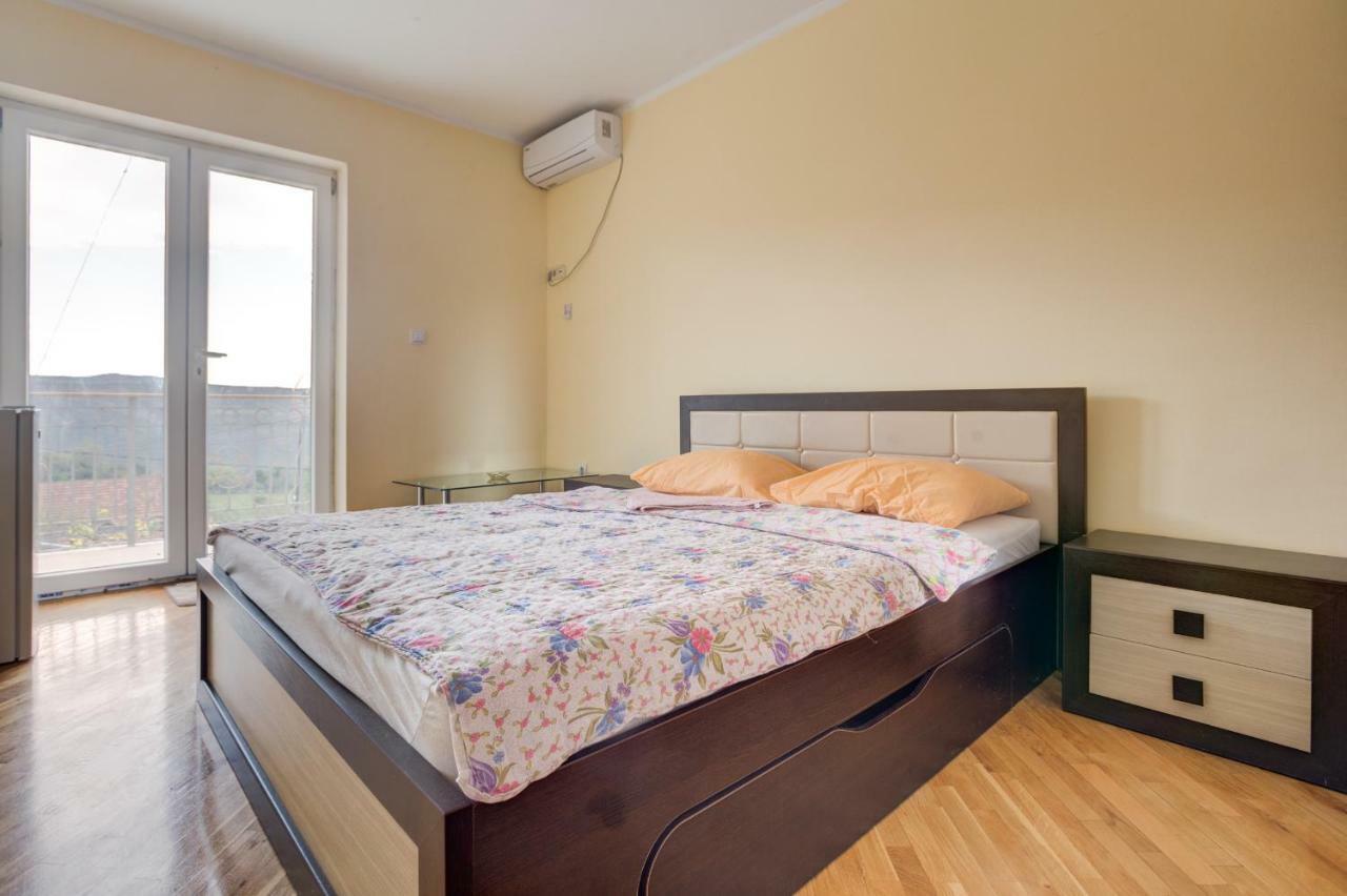 Village Holiday Kralj Bed & Breakfast